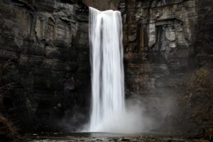 Best Waterfalls Near Pigeon Forge, TN